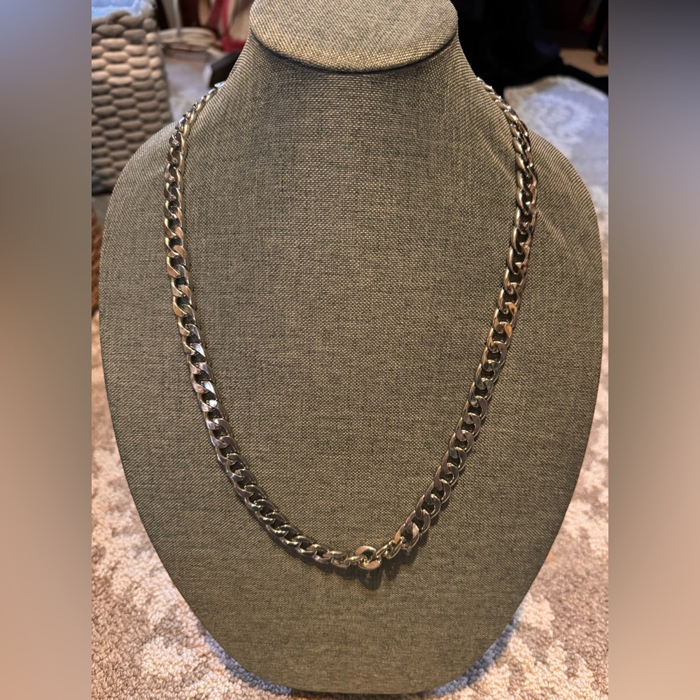 Silver Chain Necklace - Picture 10 of 10